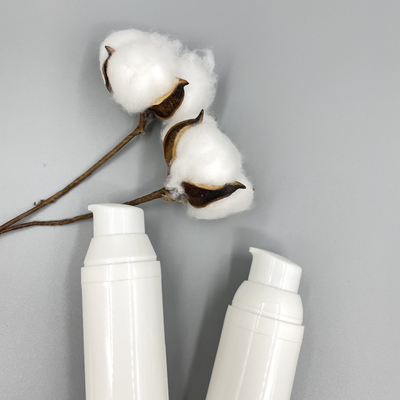 30ml 50ml 75ml 100ml PP щелкают на безвоздушной бутылке для контейнера заботы кожи